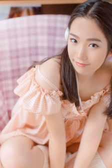 少妇厨房与子伦